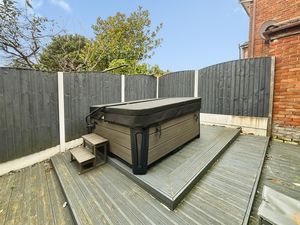 Hot Tub- click for photo gallery